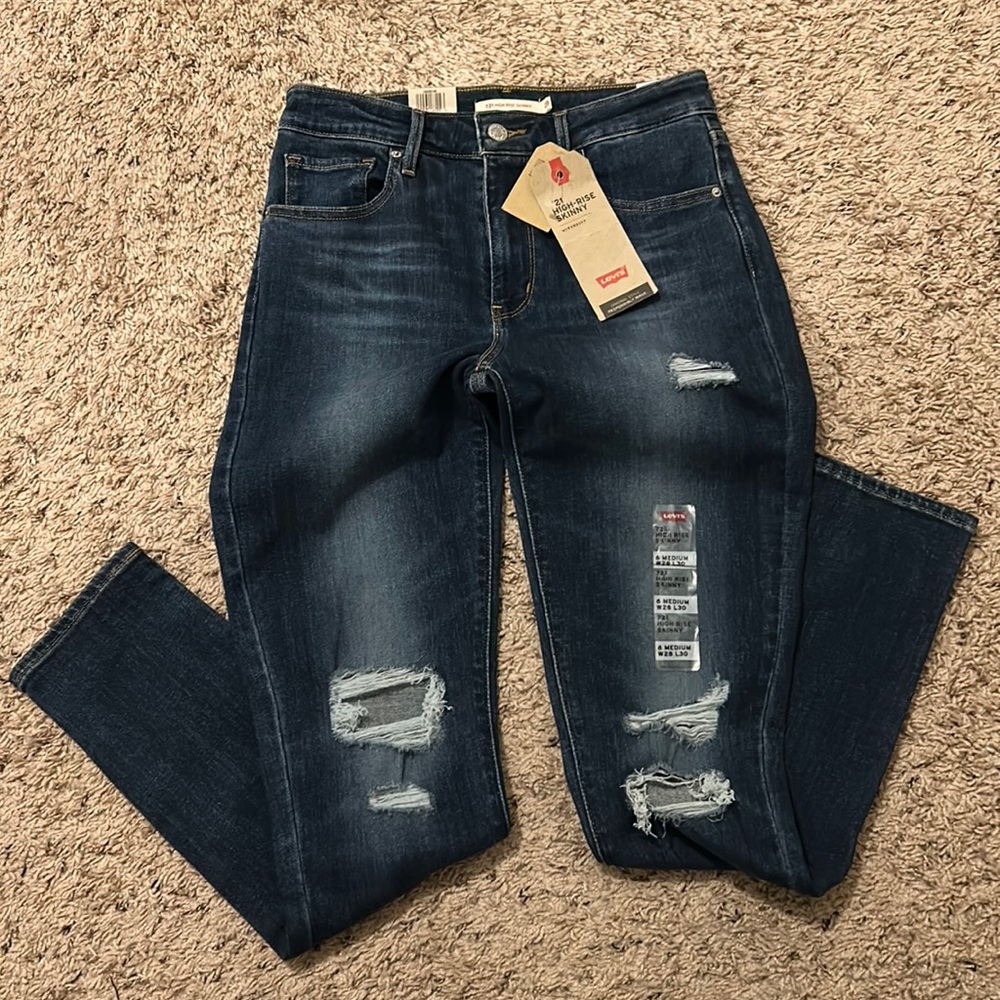 NWT LEVI’S 721 Jeans